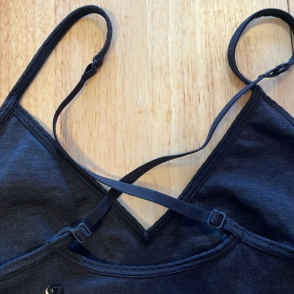 Lululemon bra - Picture 4 of 8